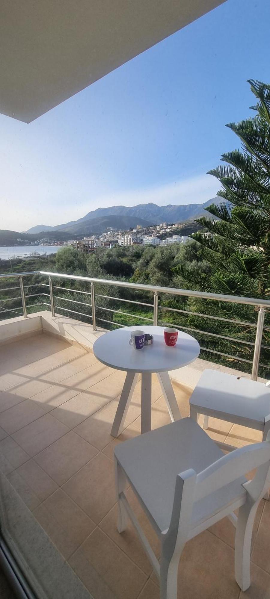 The Sunny Side Apartment Himare Ngoại thất bức ảnh