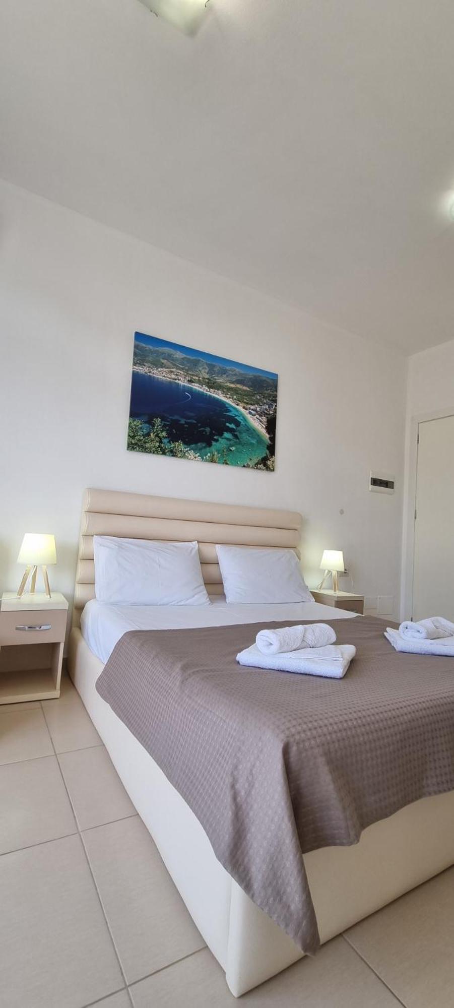 The Sunny Side Apartment Himare Ngoại thất bức ảnh