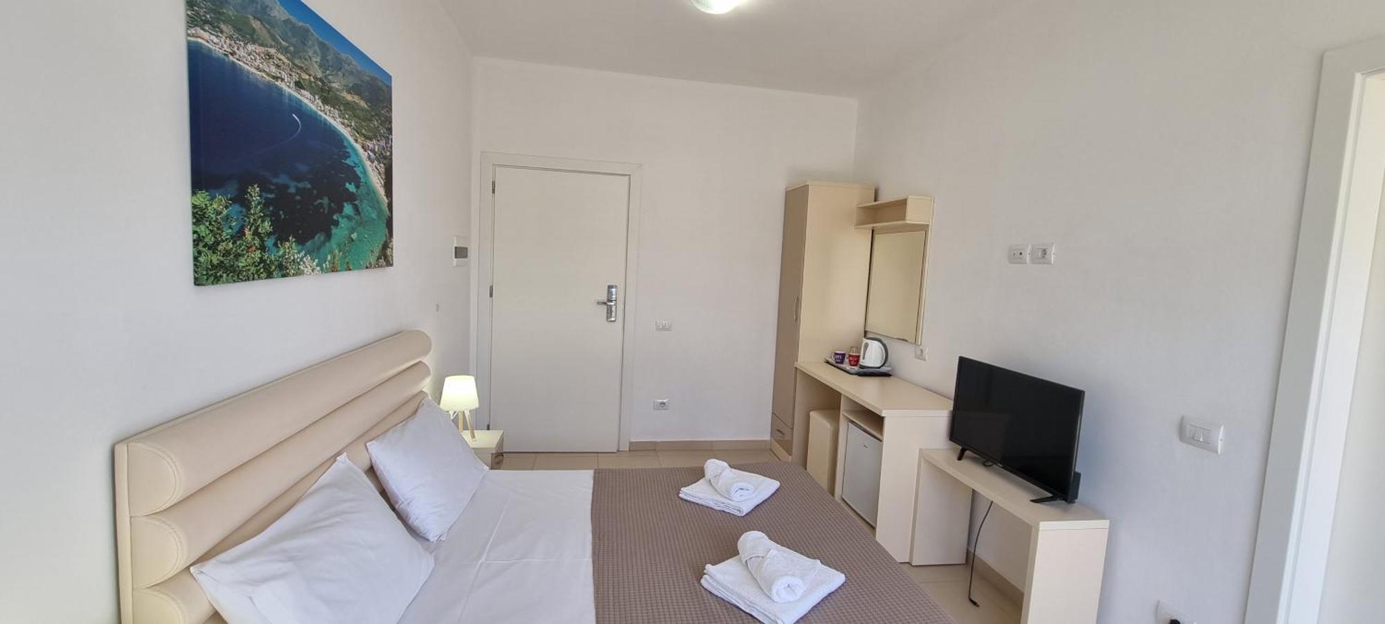 The Sunny Side Apartment Himare Ngoại thất bức ảnh