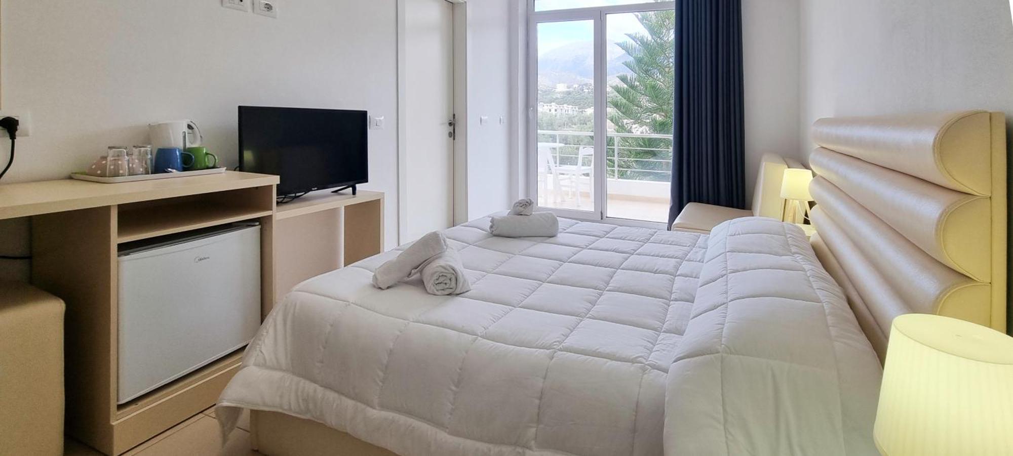 The Sunny Side Apartment Himare Ngoại thất bức ảnh